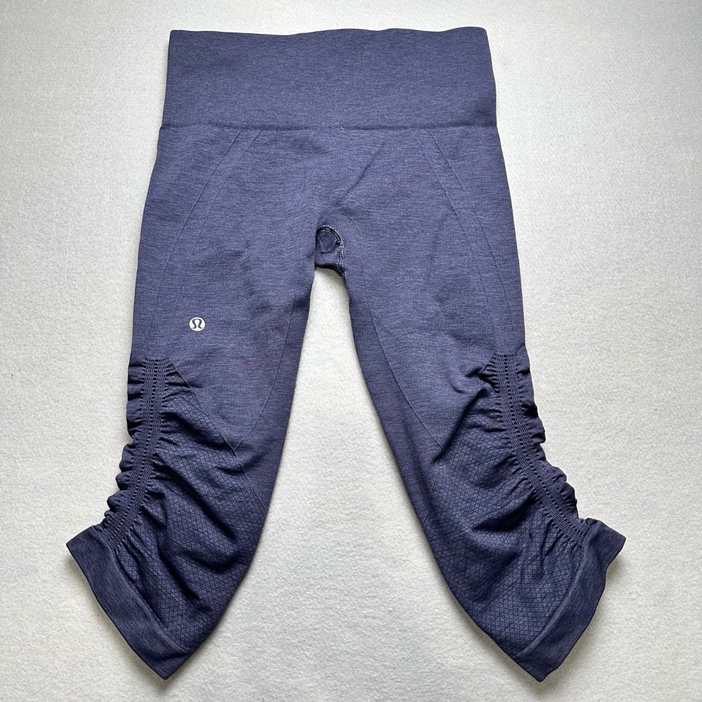 Lululemon Ebb to Street Tight II Women 4 Purple Ruched Seamless Crop Leggings